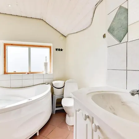 Holiday home 4 Bedroom In